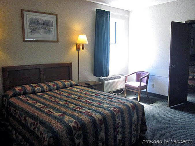 Smokies Inn & Suites Kodak Exterior photo